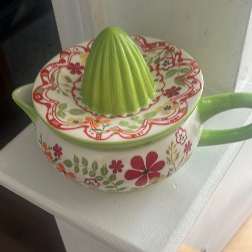 Anthropologie Ceramic Juicer with Green Trim. 2 pieces